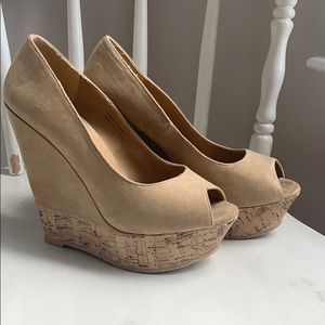 Tan wedges